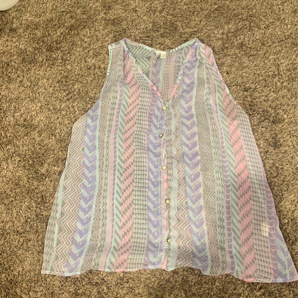 Pastel tank